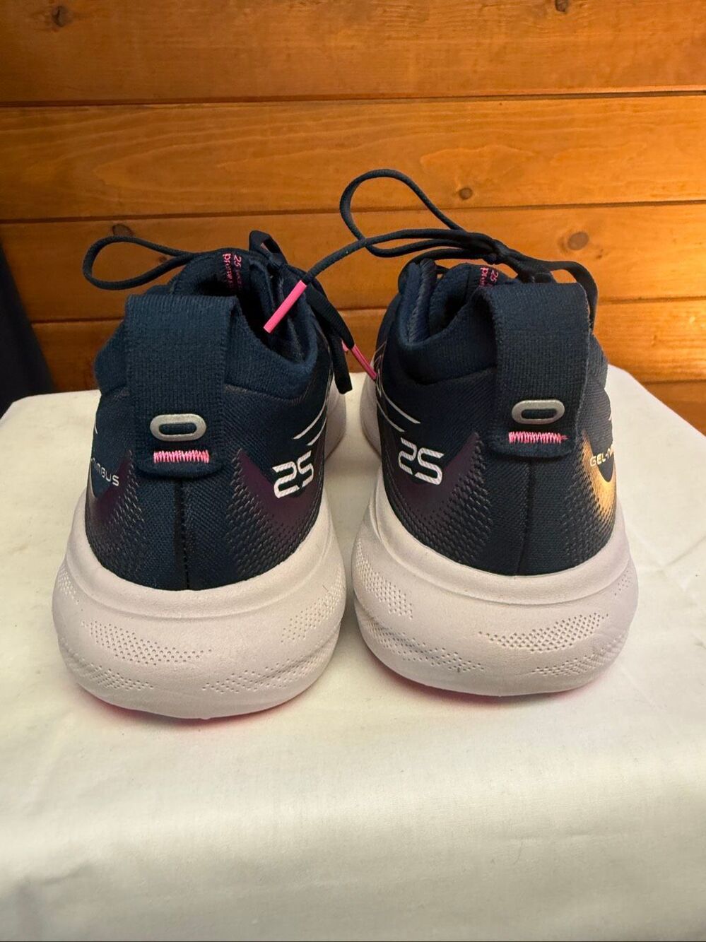 ASICS Gel-Nimbus 25 women's neutral running shoe Sz 7.5 WIDE Navy/White - Picture 3 of 8